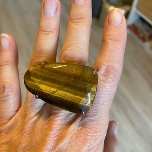 Kendra Scott Tela Ring Size 8 Brown Iridescent in Excellent used condition